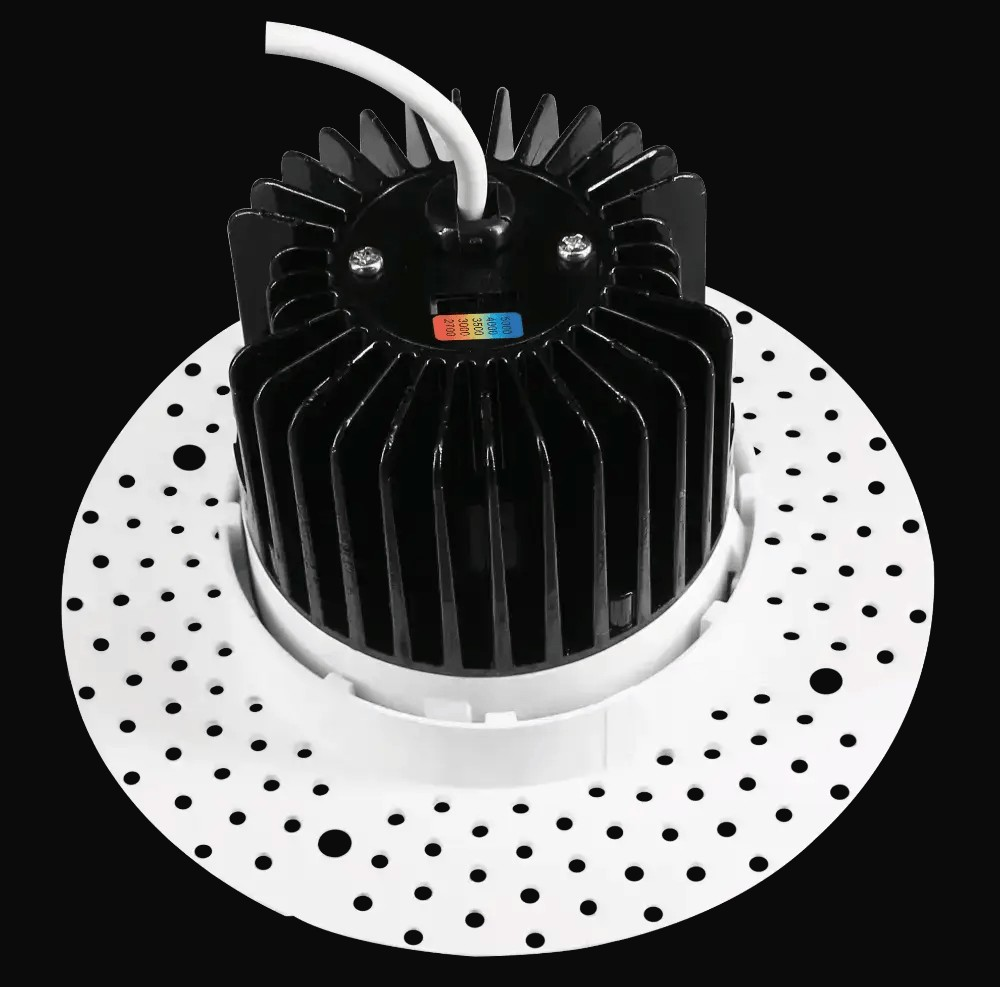 Encastré DEL sans cadrage 4 po, 15 W, gradation triac, 1000 lm, 5CCT, 120 V, emplacement mouillé, rond, blanc – vue 2
