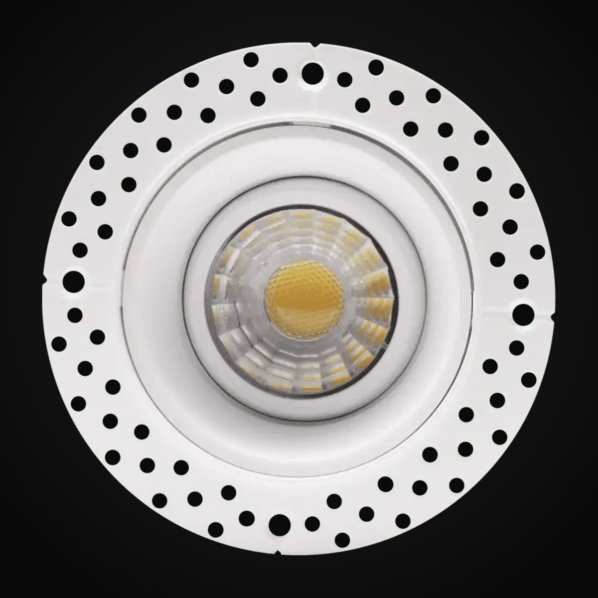 Encastré DEL orientable sans cadrage 2 po, 8 W, gradation triac, 600 lm, 5CCT, 120 V, emplacement mouillé, rond, blanc