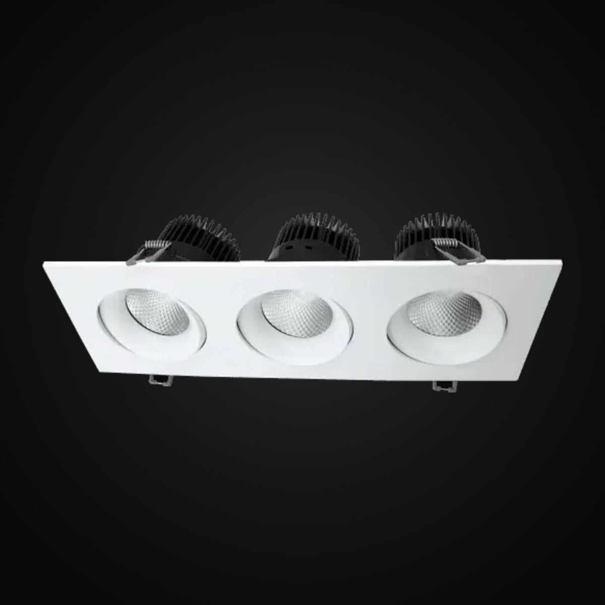 Encastré orientable en retrait 3,5 po 3 têtes 5CCT, blanc