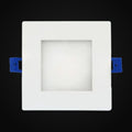 Panneau DEL mince 4 po, 12 W, 700 lm, gradable, 5CCT présélectionnable, 120 V, carré, emplacement humide