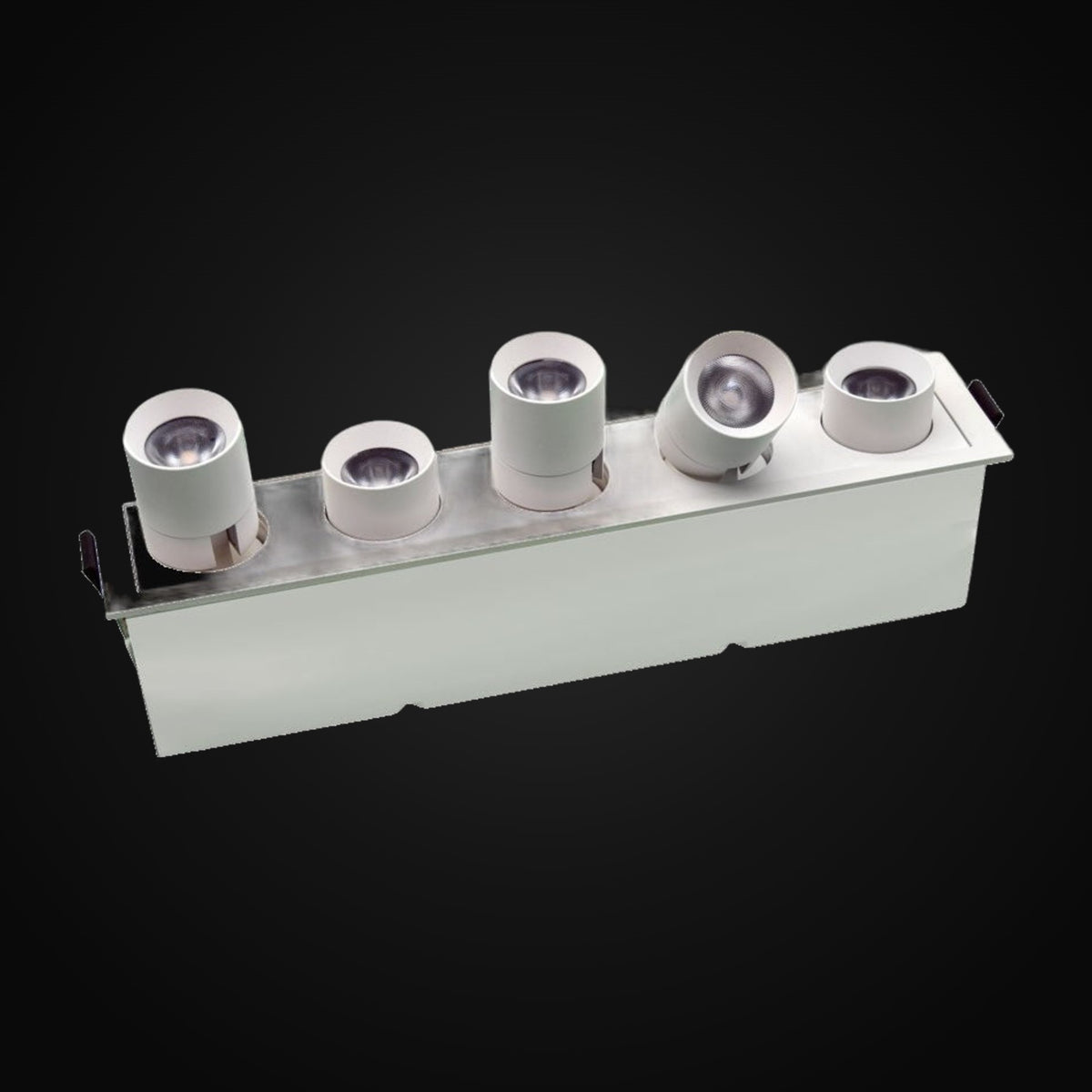 Projecteur linéaire encastré ajustable 5 têtes DEL 15 W, 5CCT, IRC 90, 38°, emplacement mouillé, blanc