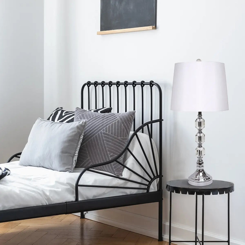 Lampe de table en métal et cristal 27 po H – vue 2