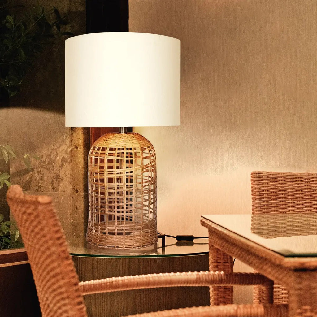 Lampe de table en rotin 26 po H – vue 3