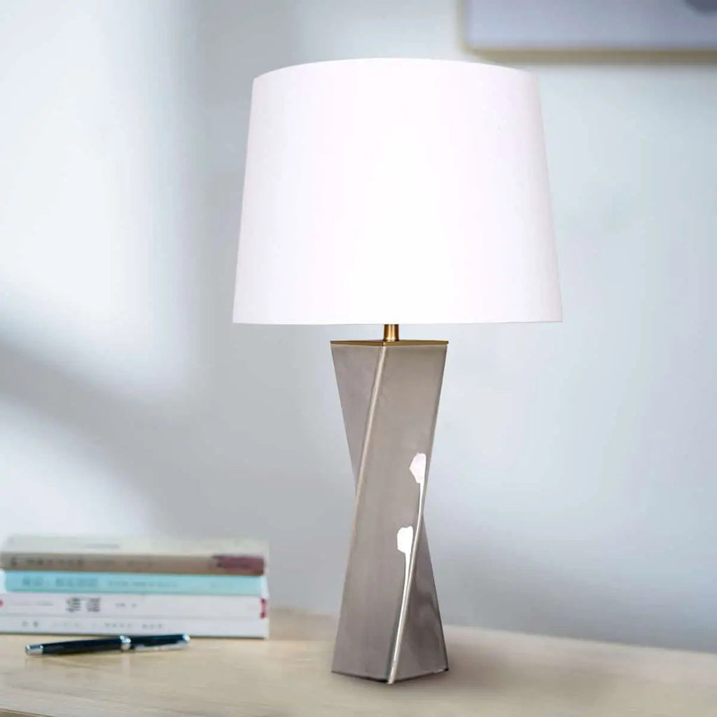 Lampe en céramique 28 po H, grise – vue 2