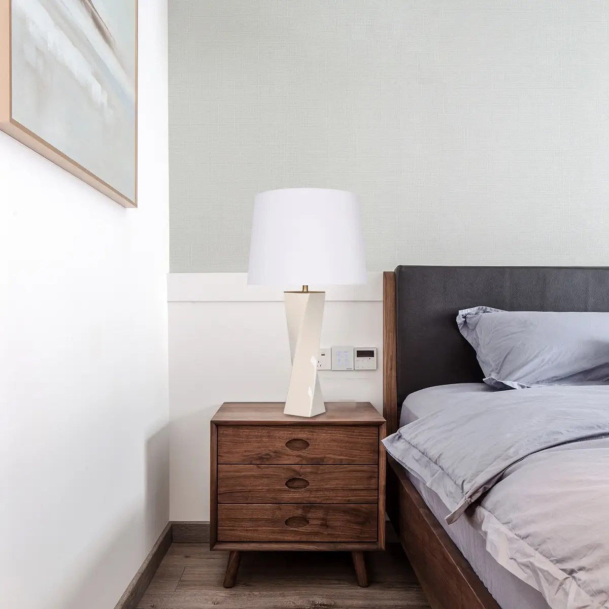 Lampe en céramique 28 po H, beige – vue 3
