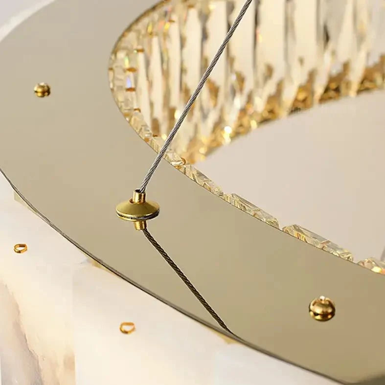 Lustre à 3 étages Aurelia en marbre et cristal – vue 4