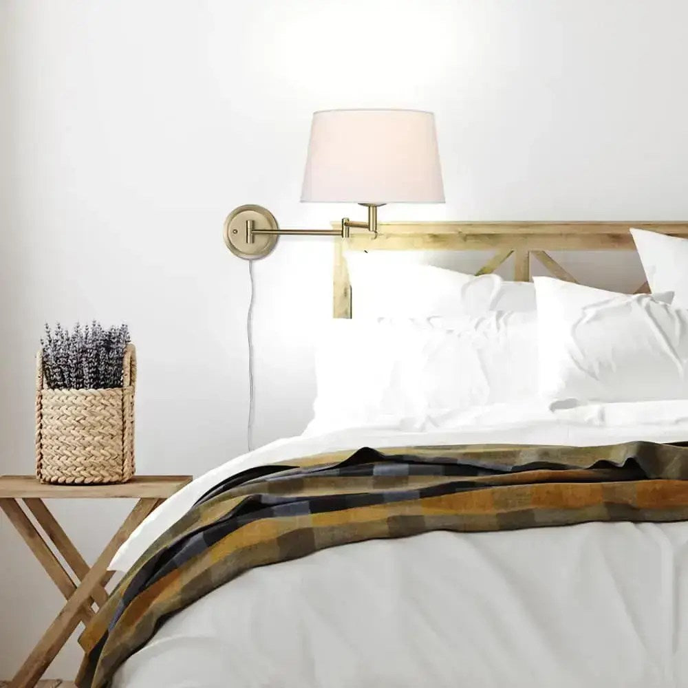 Applique articulée Eleanor, bronze champagne brossé, abat-jour blanc moderne – vue 3
