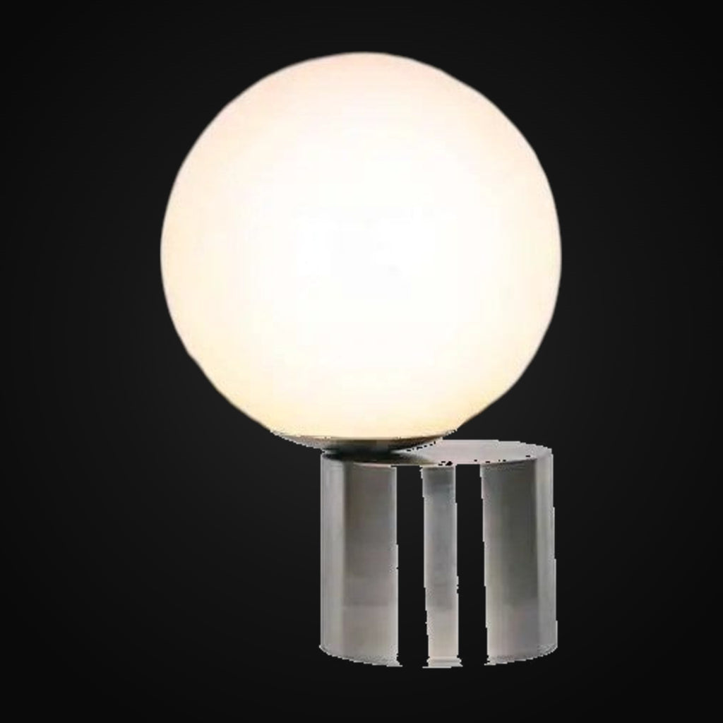 Lampe de table nickel satiné et verre opale